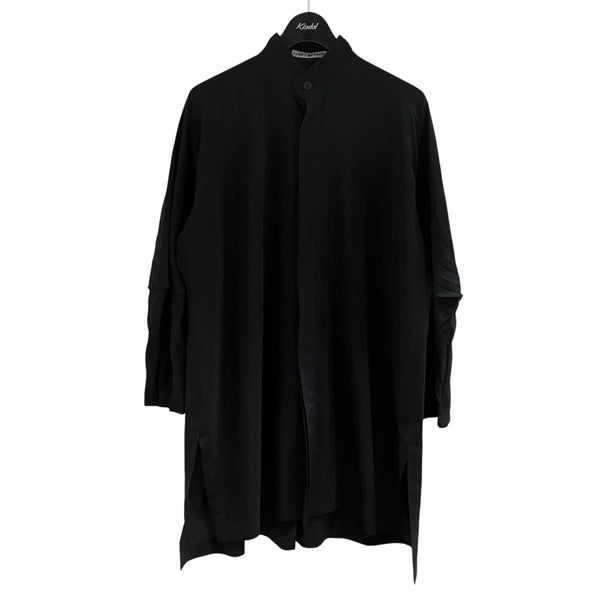 ISSEY MIYAKE(イッセイミヤケ) ウェーブスリーブスタンドカラー