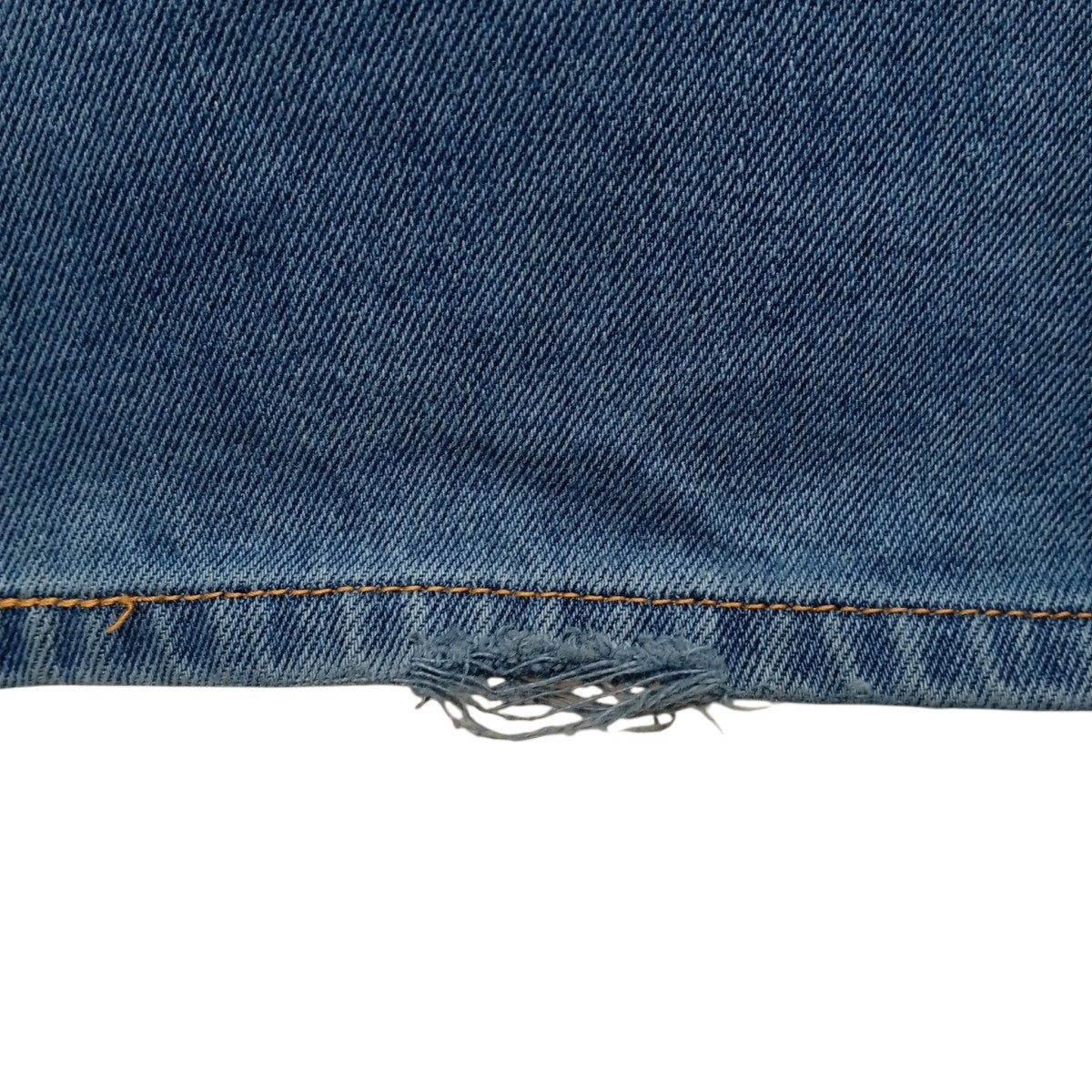デニムパンツ