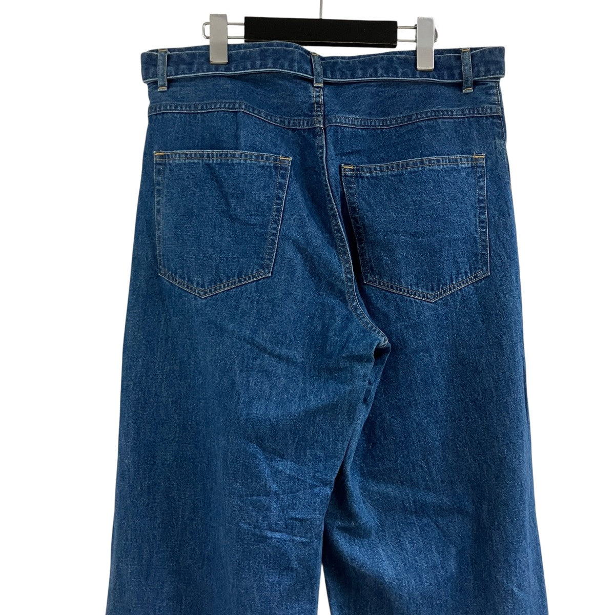 ベルテッドデニムパンツ