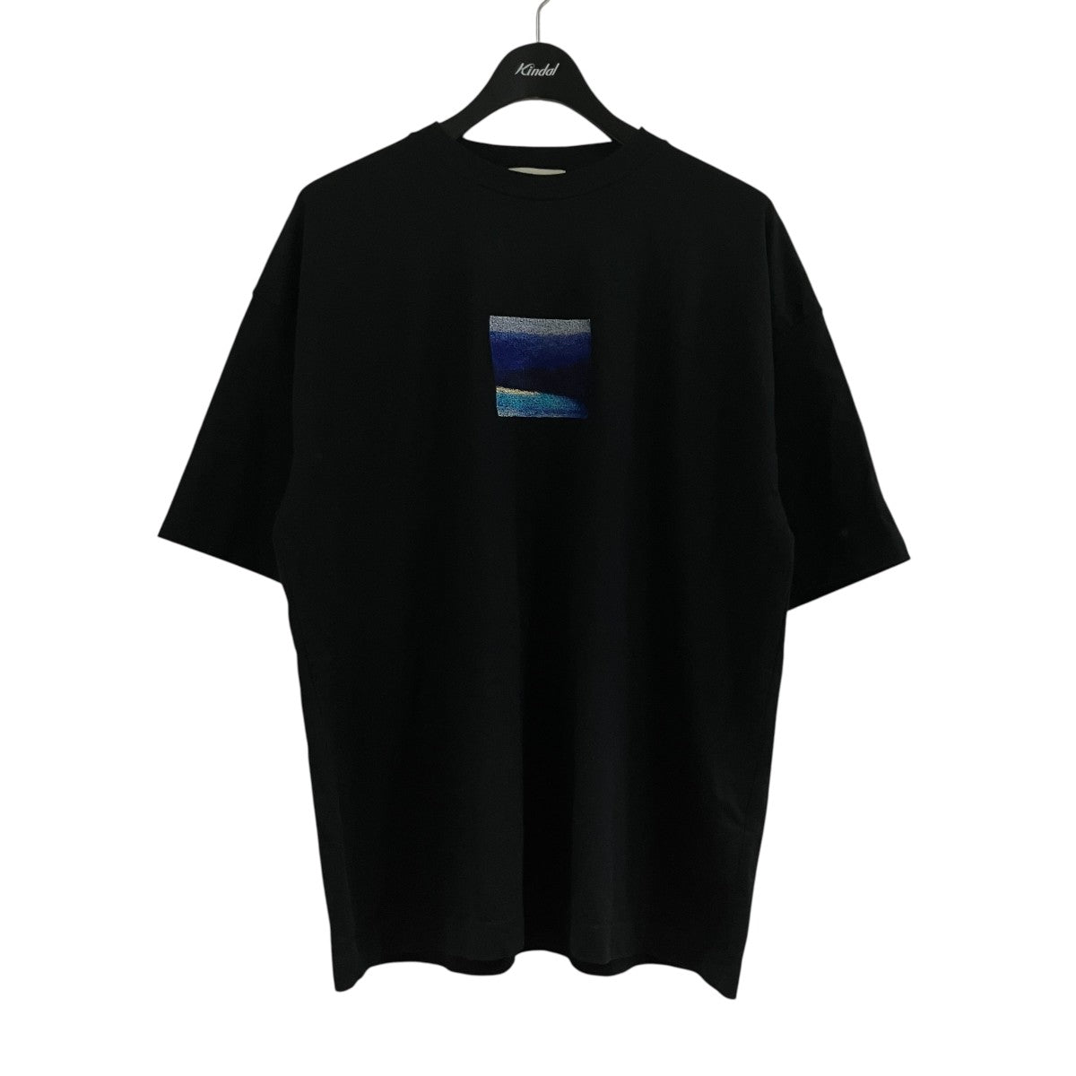 エンブロイダリークルーネックTシャツ