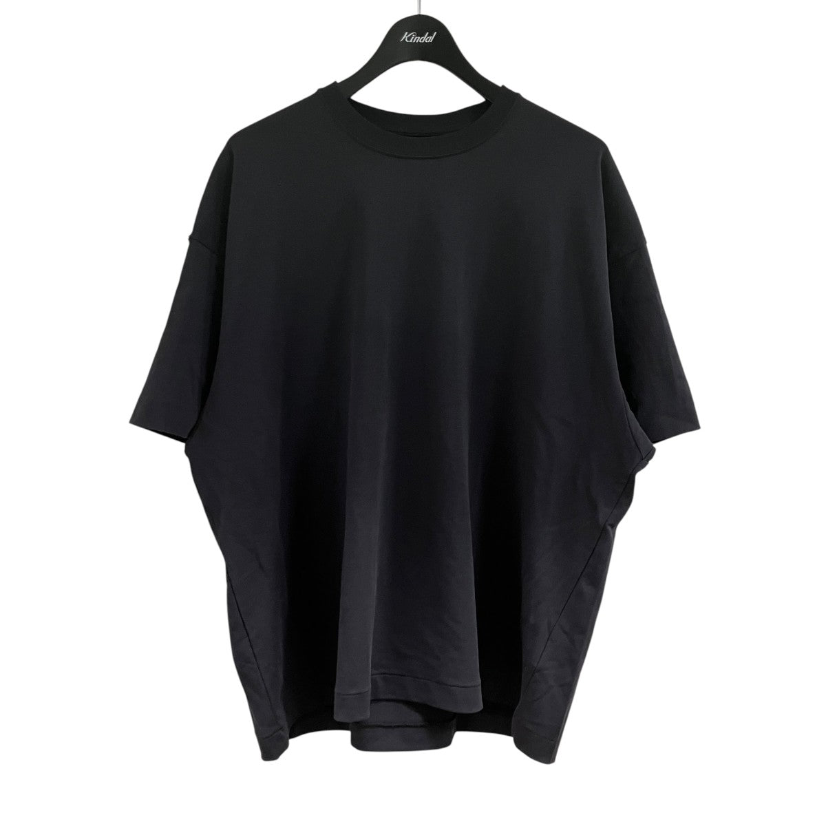 クルーネックTシャツ