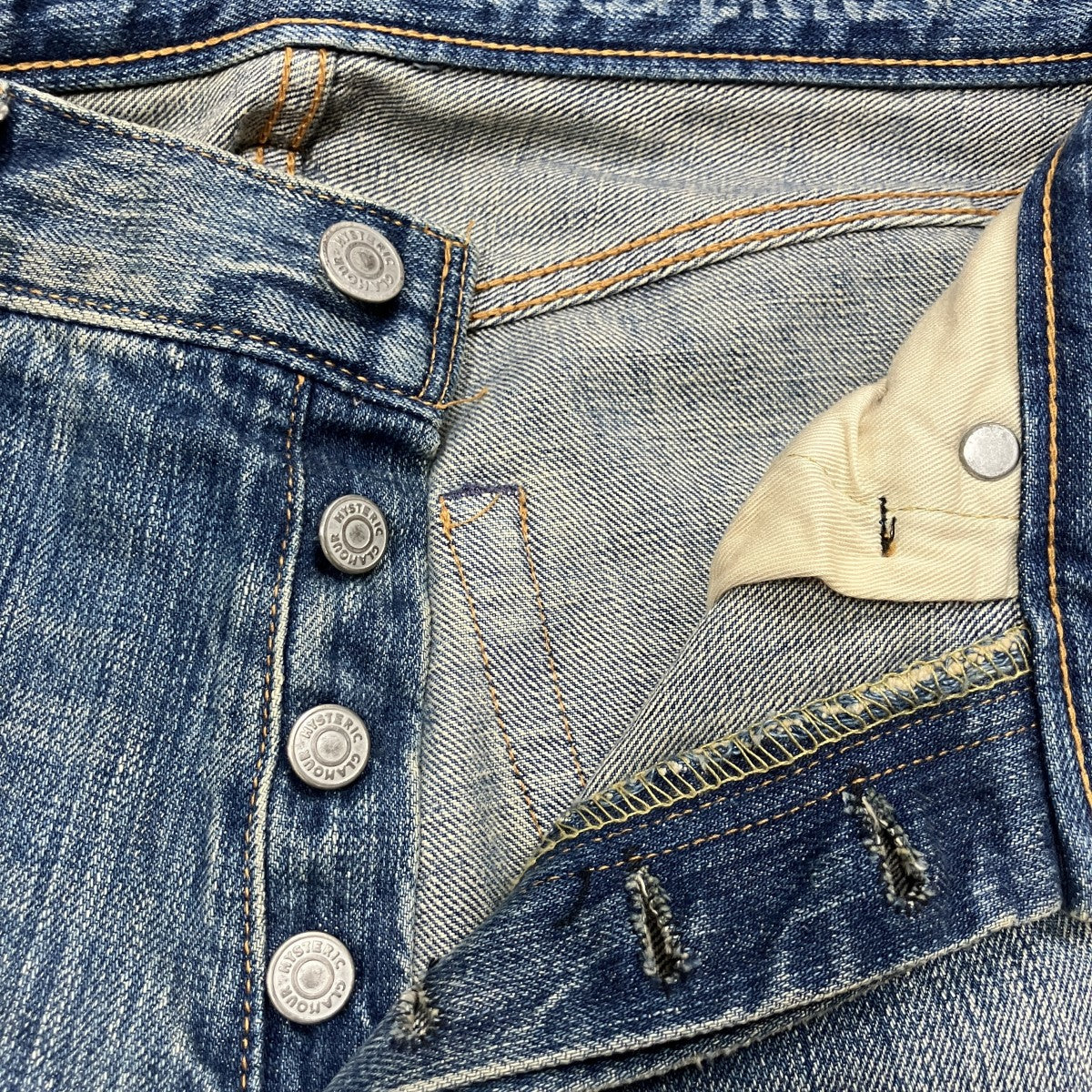 KINKY JEANS スタッズデニムパンツ