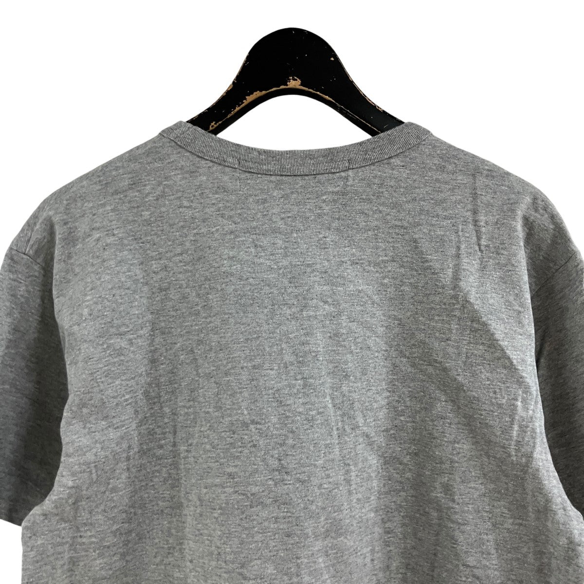 パッチTシャツ