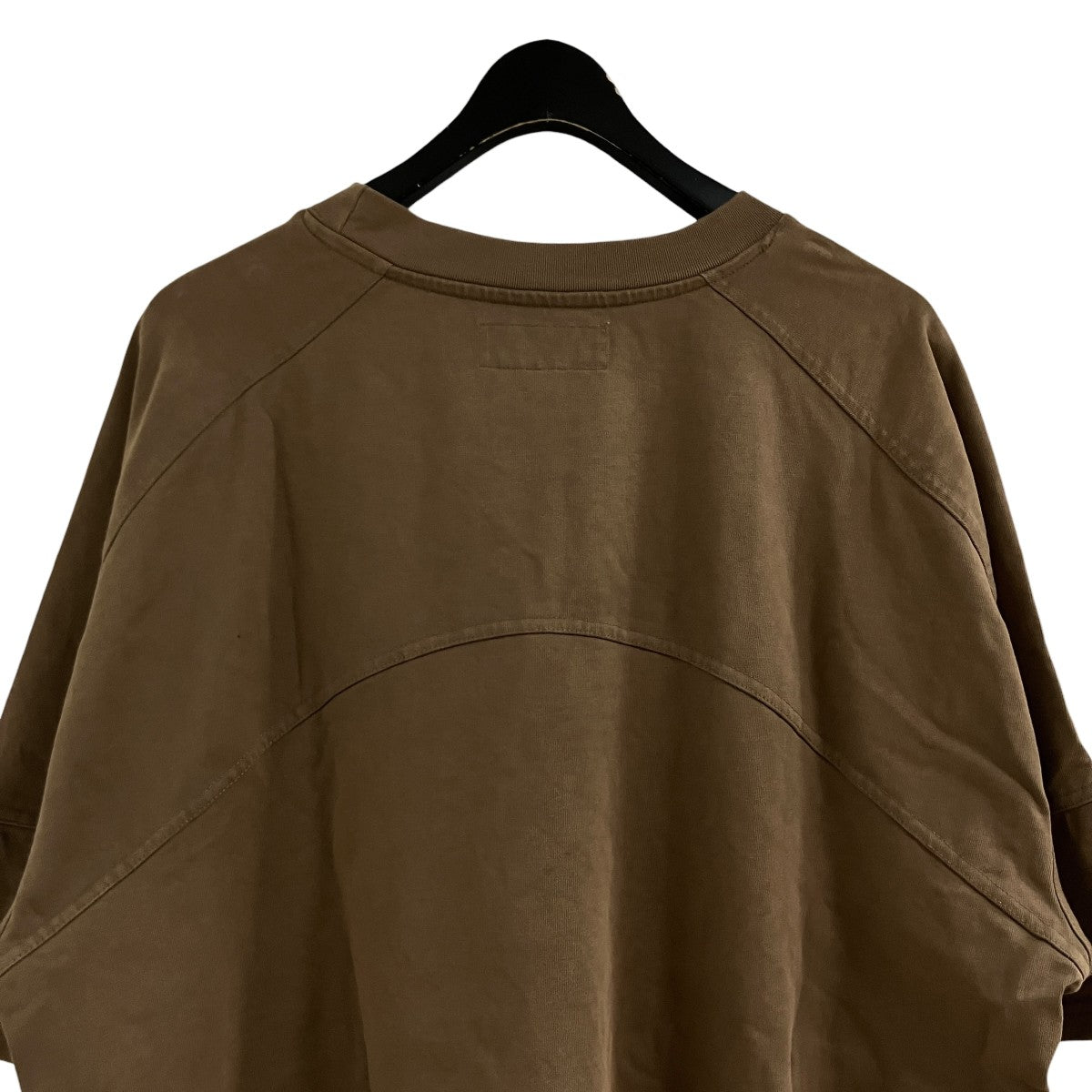 エンブロイダリーＴシャツ