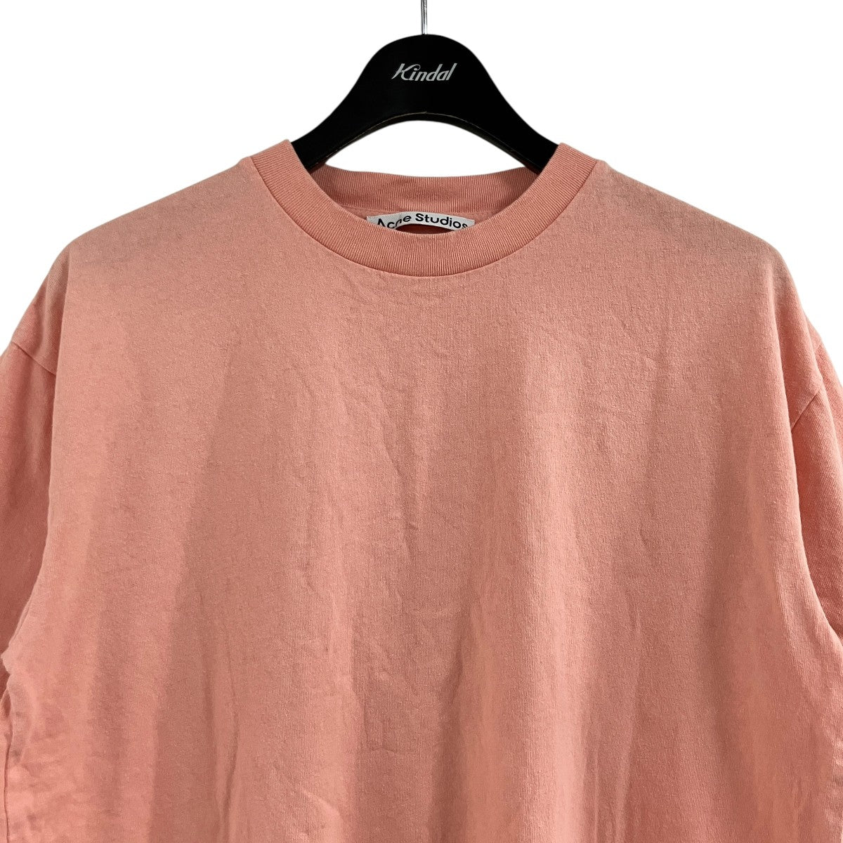 ロゴパッチTシャツ