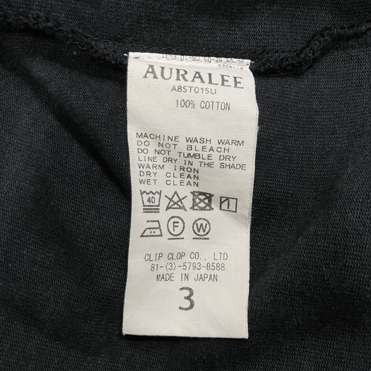 クルーネックTシャツ