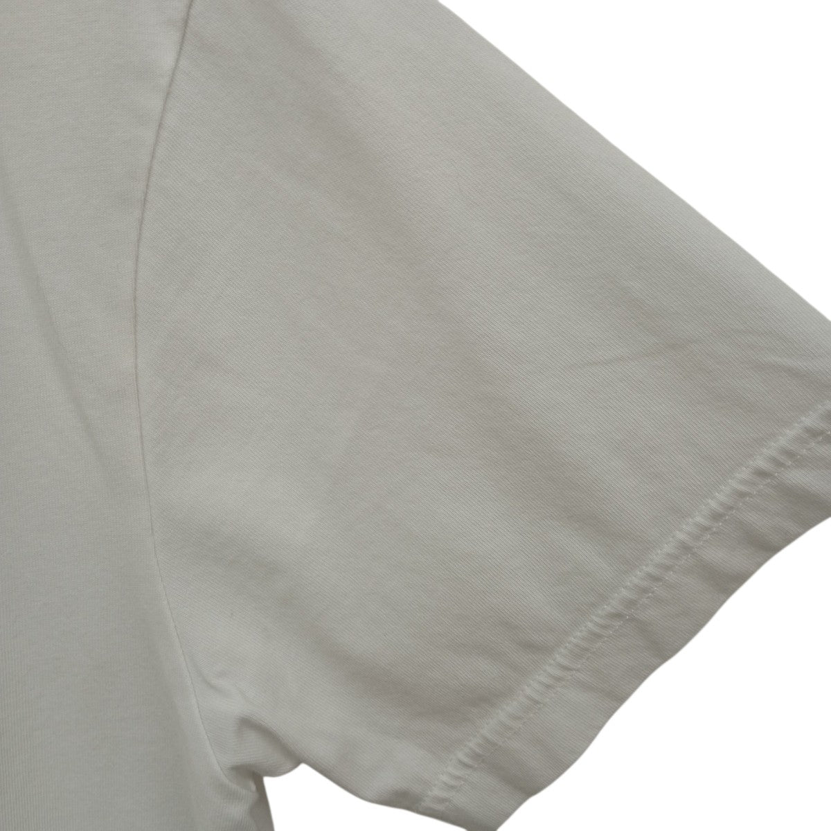 NEW JEANS ×MURAKAMIプリントTシャツ