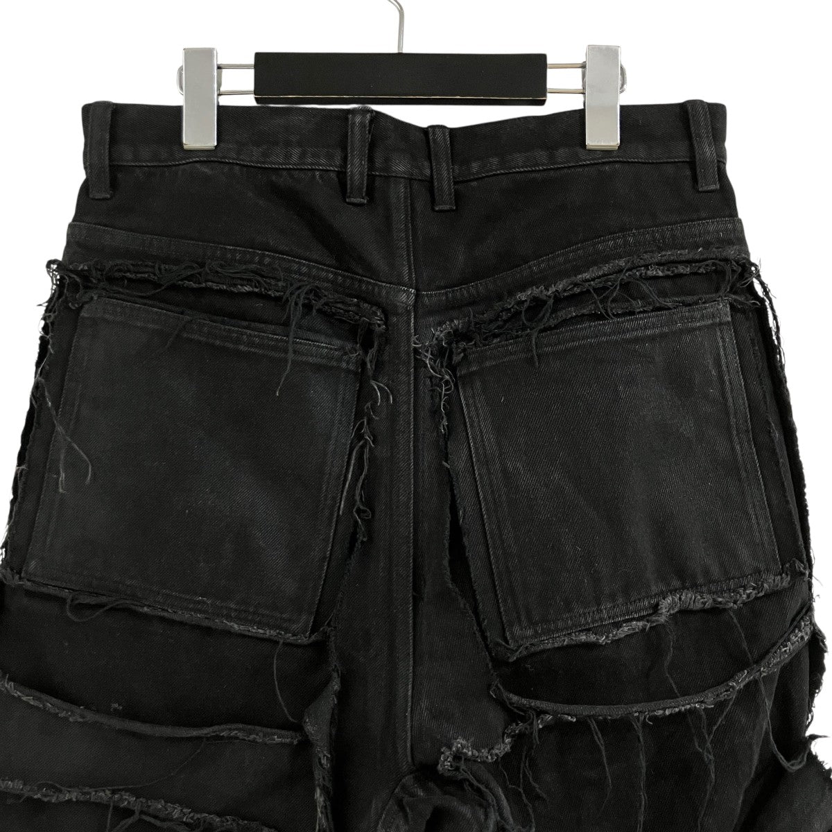 ダメージ加工ショートパンツ