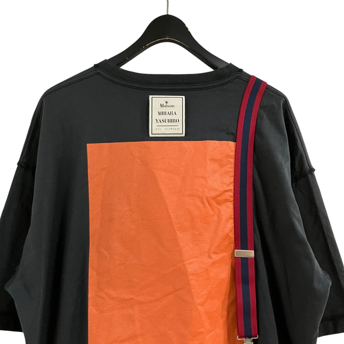 サスペンダーTシャツ
