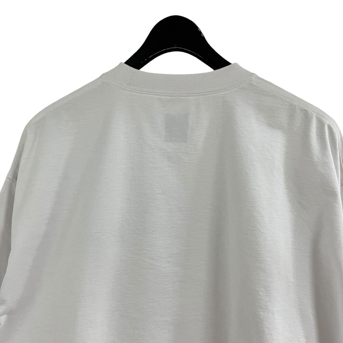ロゴプリントTシャツ