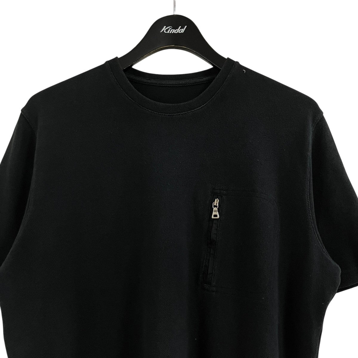 ジップデザインTシャツ