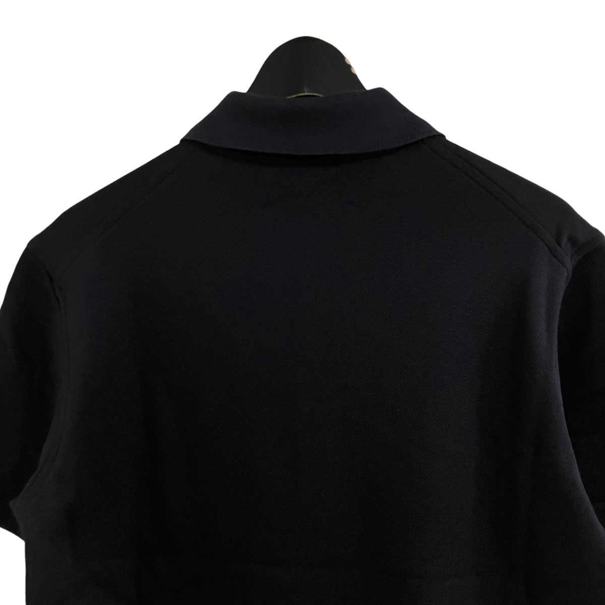 ハーフジップTシャツ