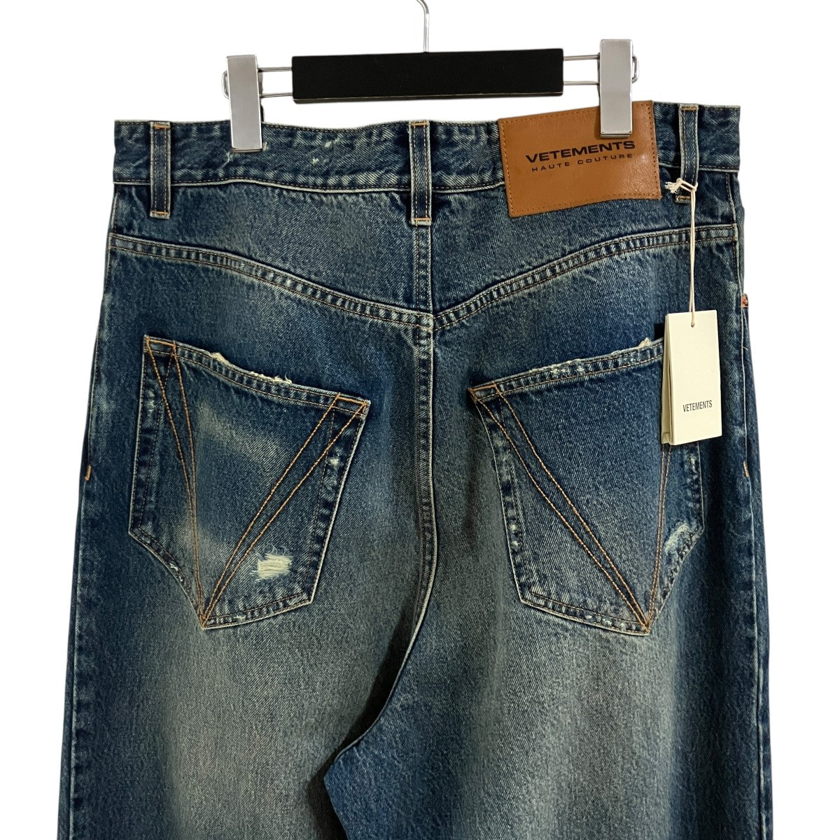 ダメージ加工デニムパンツ