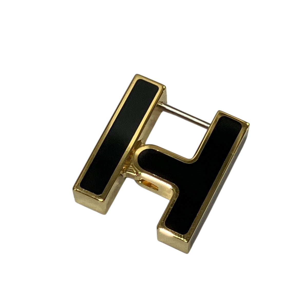 シングルピアス H