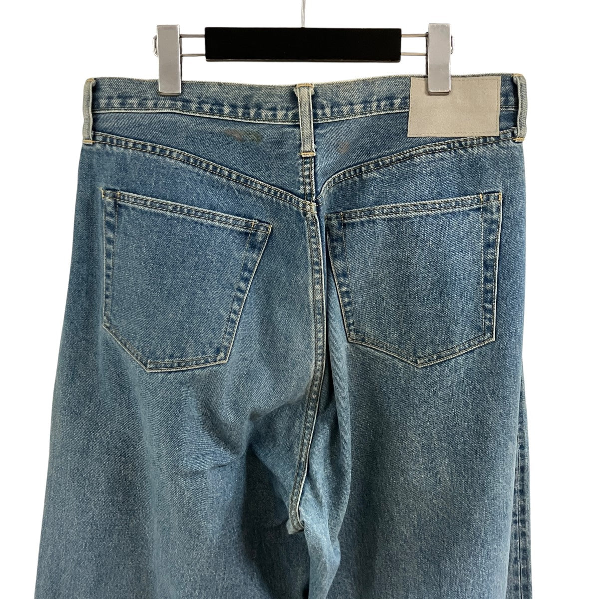 デニムパンツ