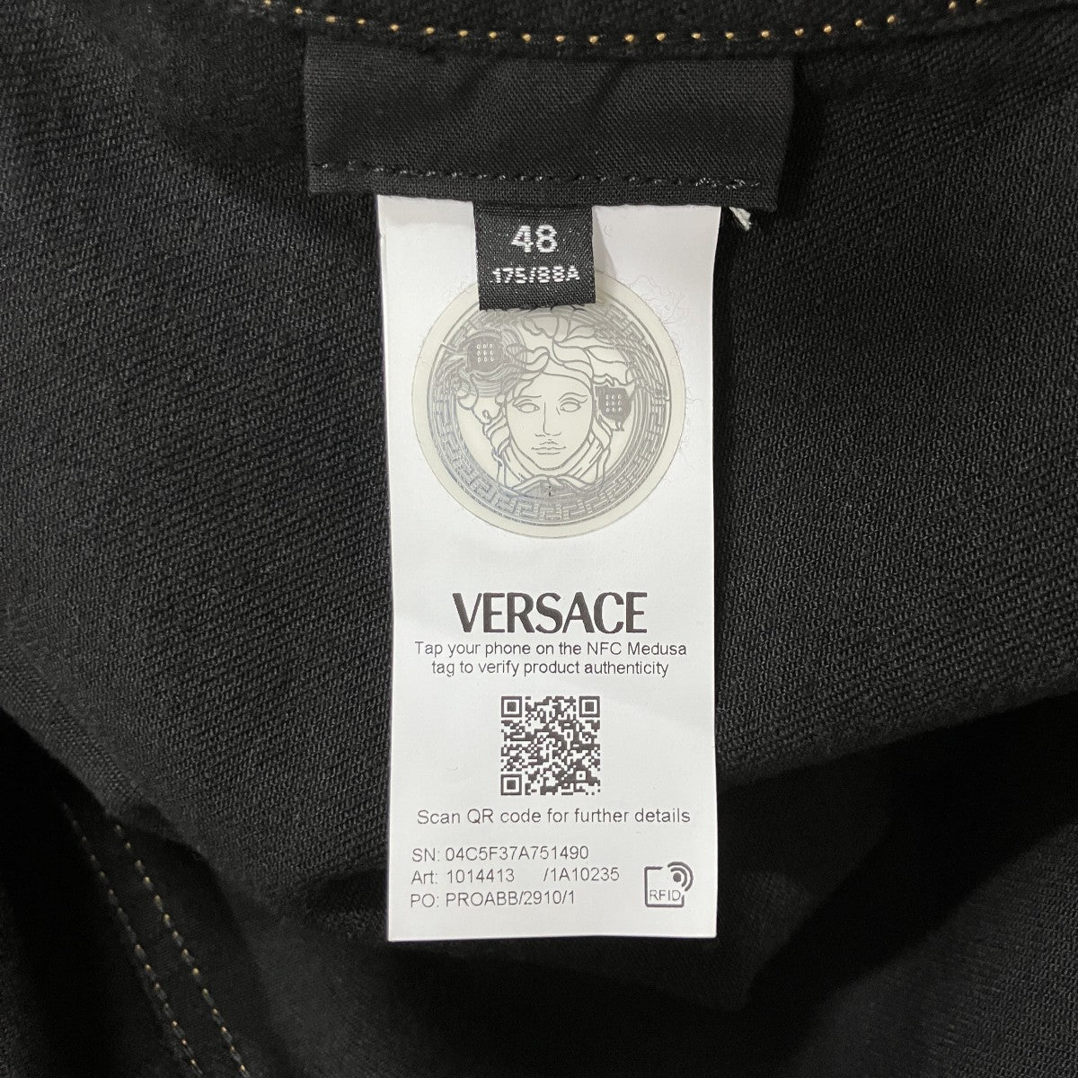 VERSACE(ヴェルサーチ) メデューサエンブロイダリーワークジャケット