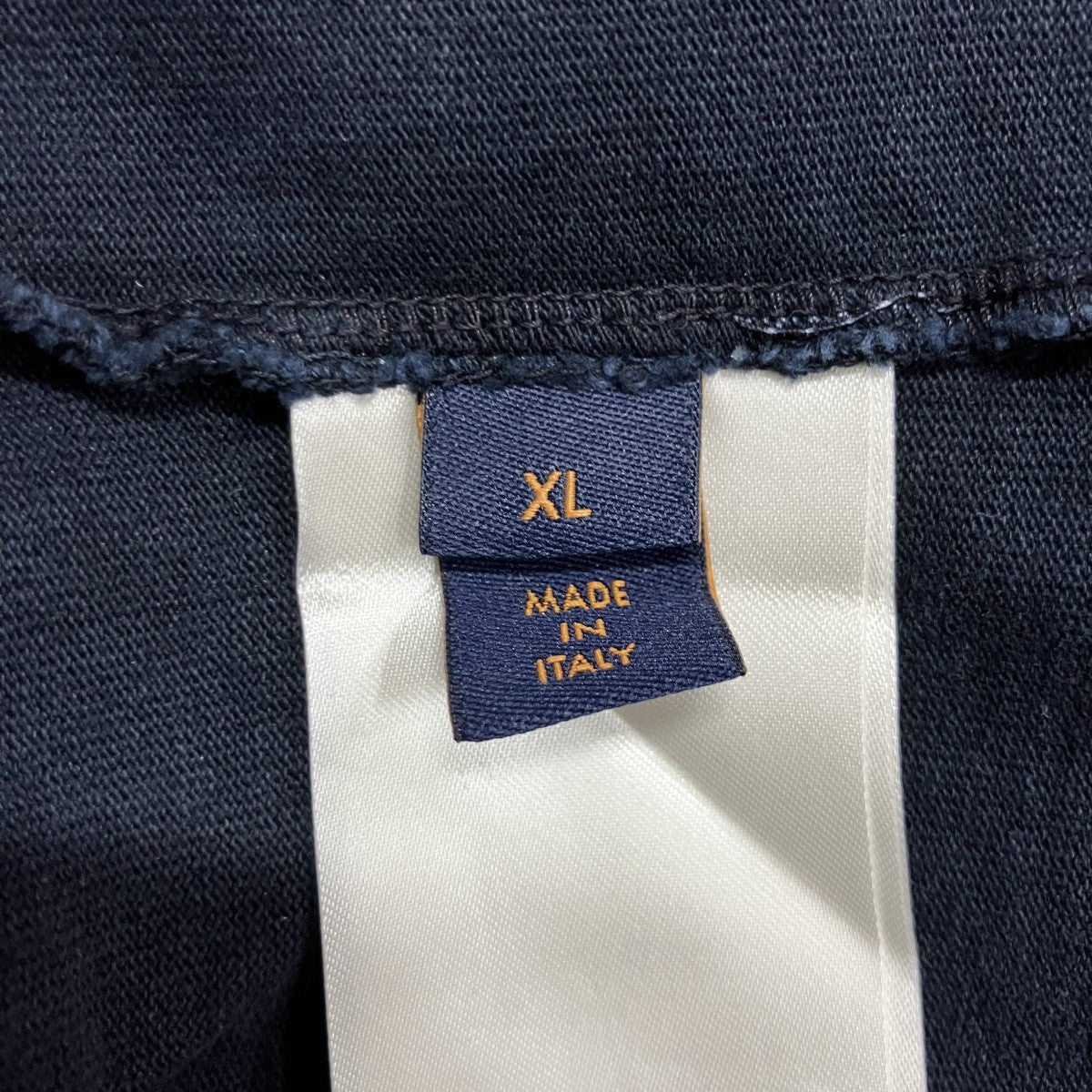 インサイドアウトTシャツ