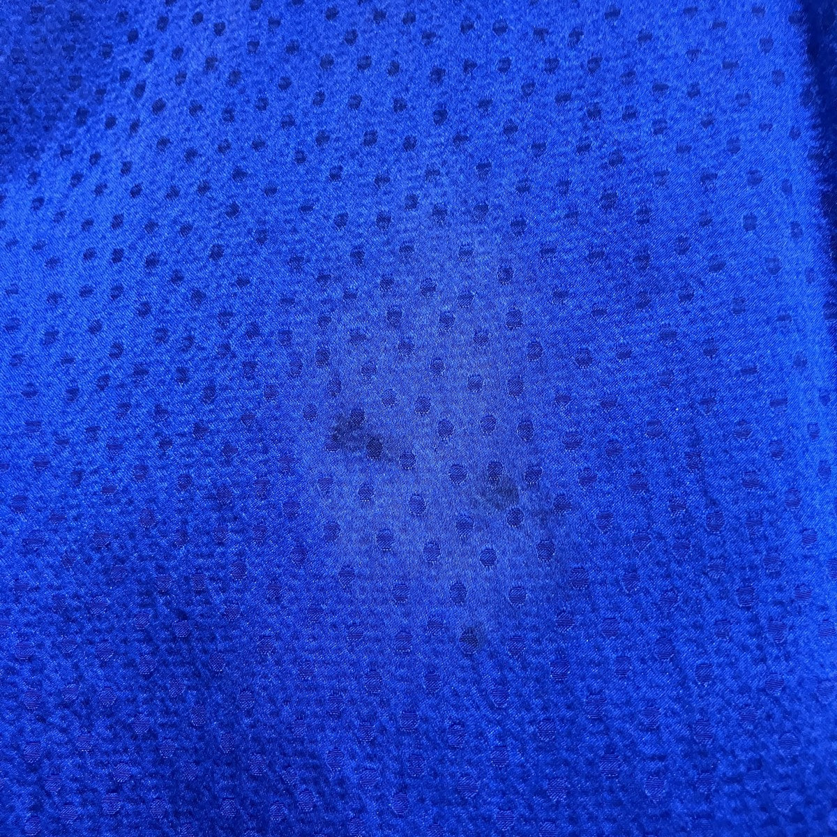 シルクシャツ