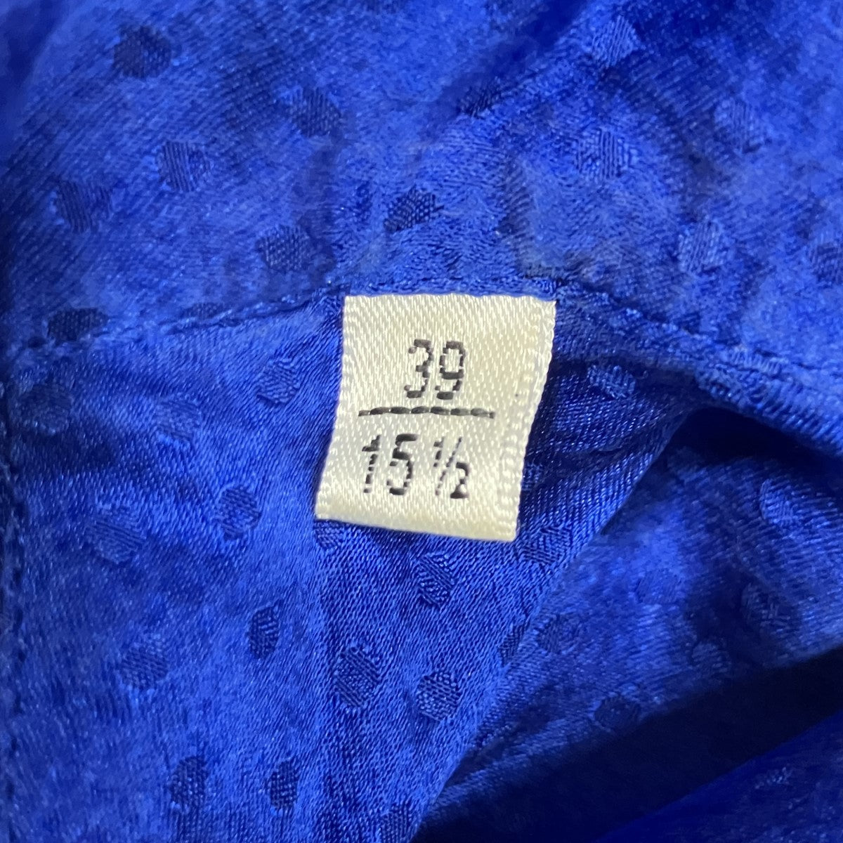 シルクシャツ