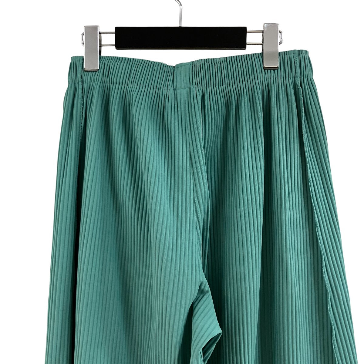 me ISSEY MIYAKE(ミーイッセイミヤケ) プリーツパンツ MI62KF387