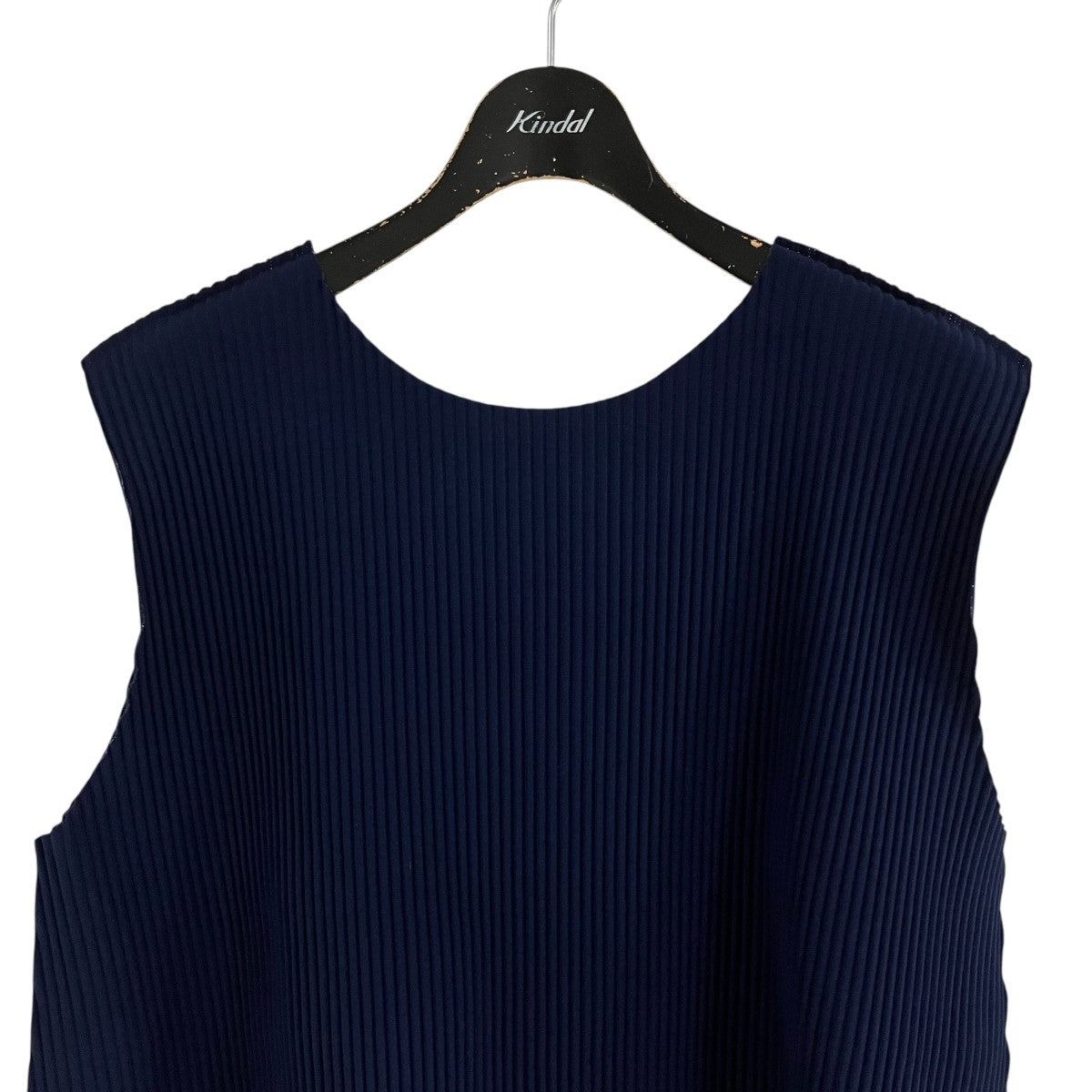 ISSEY MIYAKE プリーツ タンクトップ ブラック M me ISSEY MIYAKE(ミーイッセイミヤケ) プリーツタンクトップブラウス