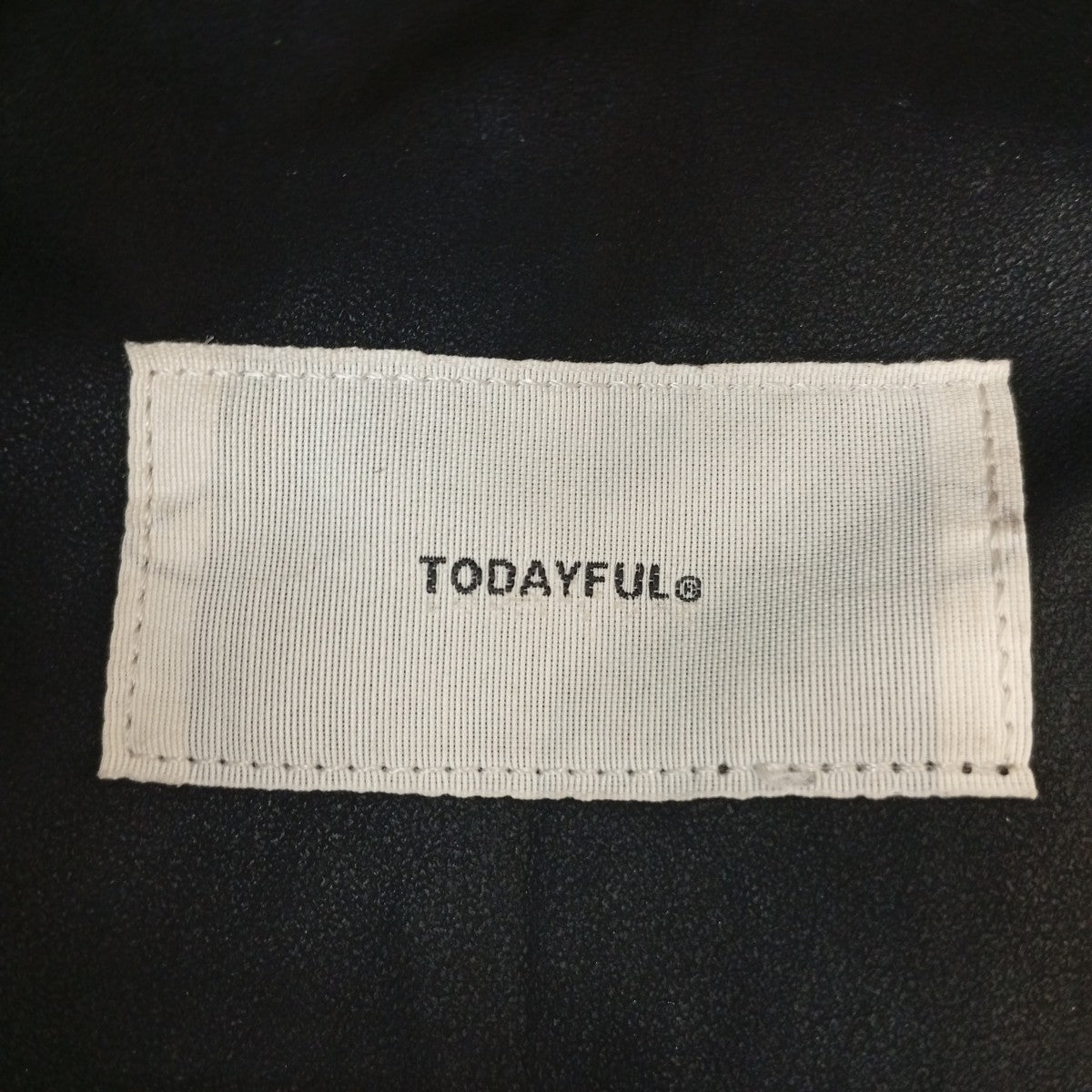 USEFUL SHOULDER BAG レザー調ショルダーバッグ