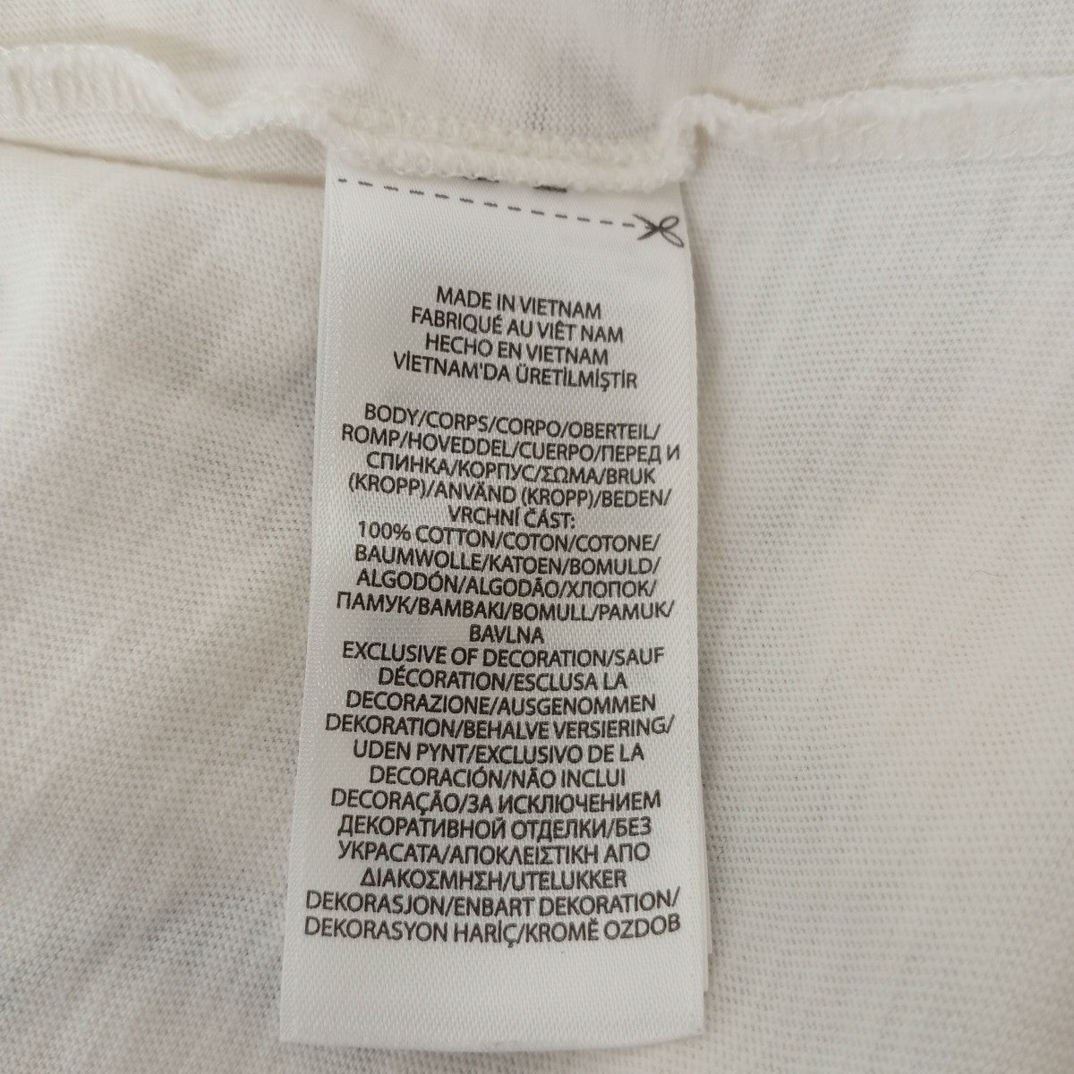 ロゴTシャツ