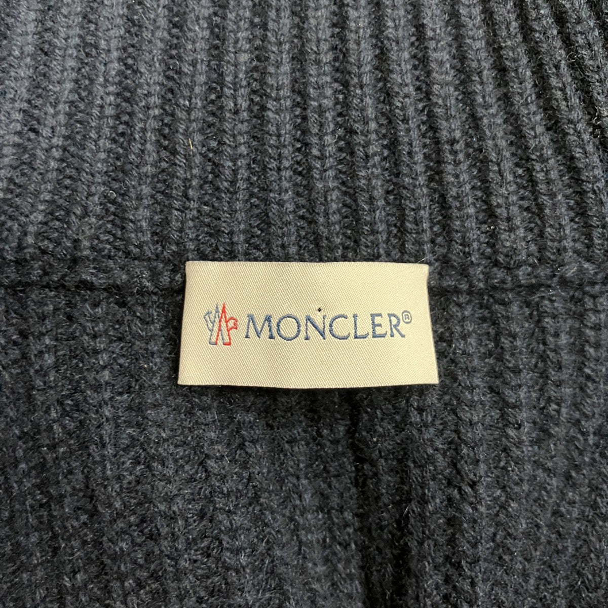エルボーパッチドライバーズニット