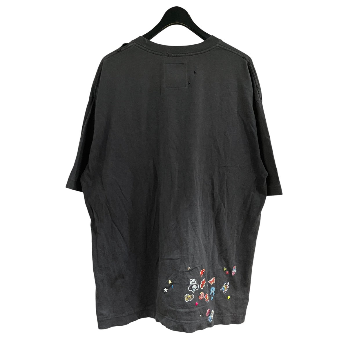 ダメージ加工シールプリントTシャツ