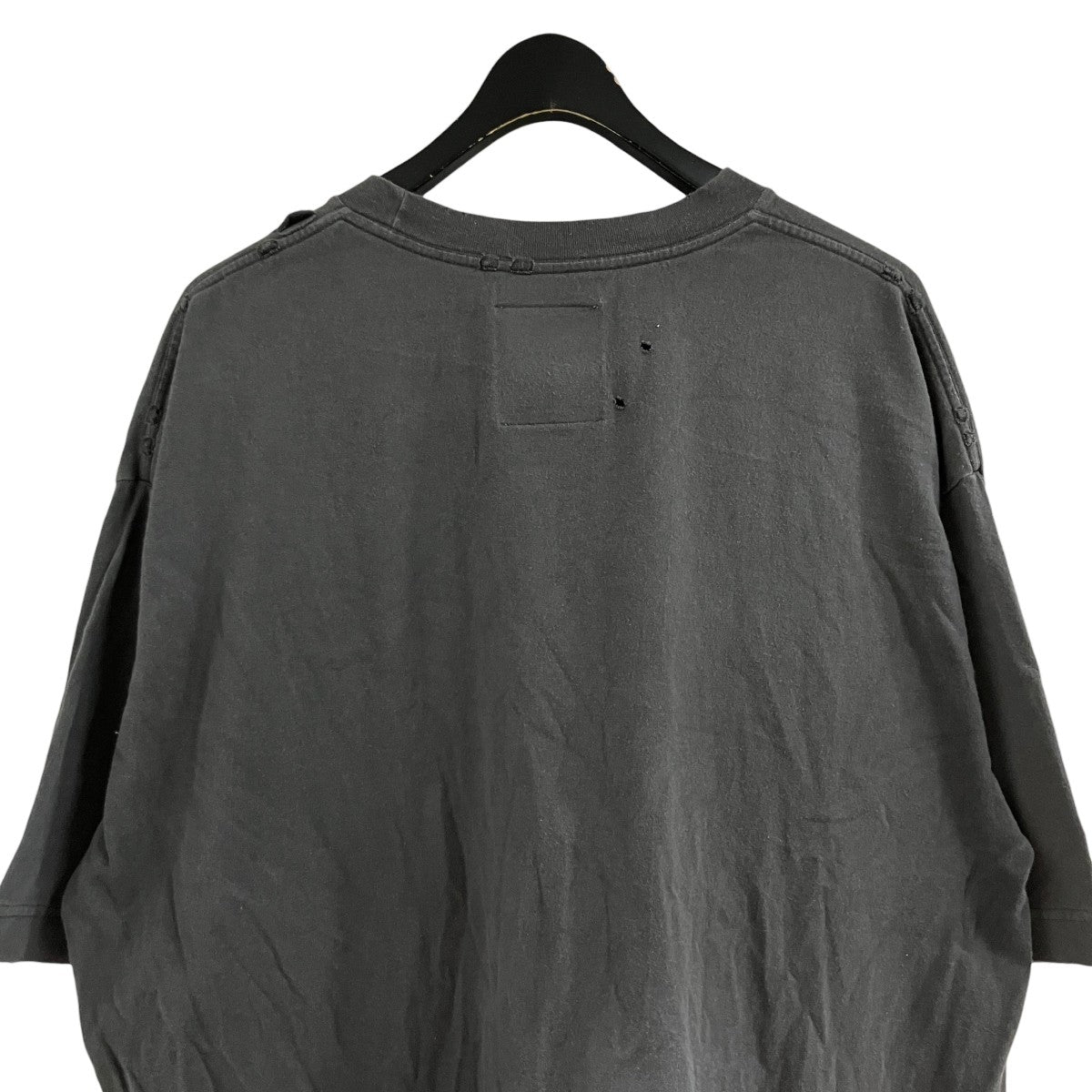 ダメージ加工シールプリントTシャツ