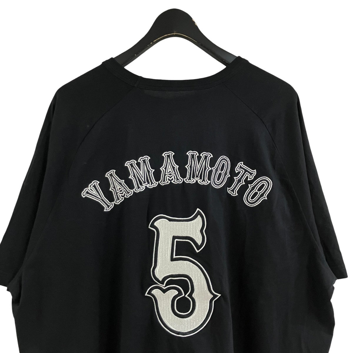 ロゴパッチＴシャツ