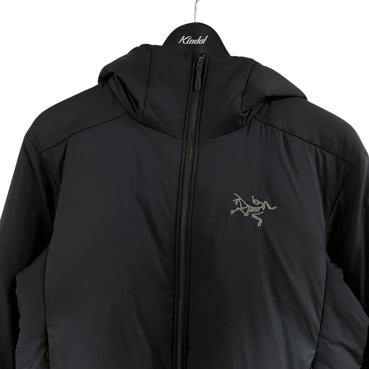ARC’TERYX パファーフーデッドジャケット 古着・中古-2枚目のアイテム画像
