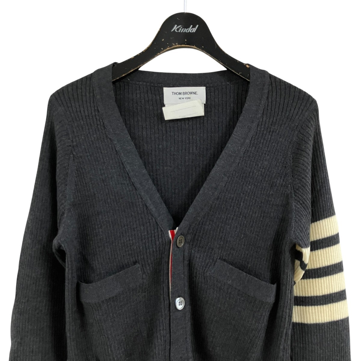 Thom Browne クラシック ウール Vネックカーディガン 古着・中古-2枚目のアイテム画像