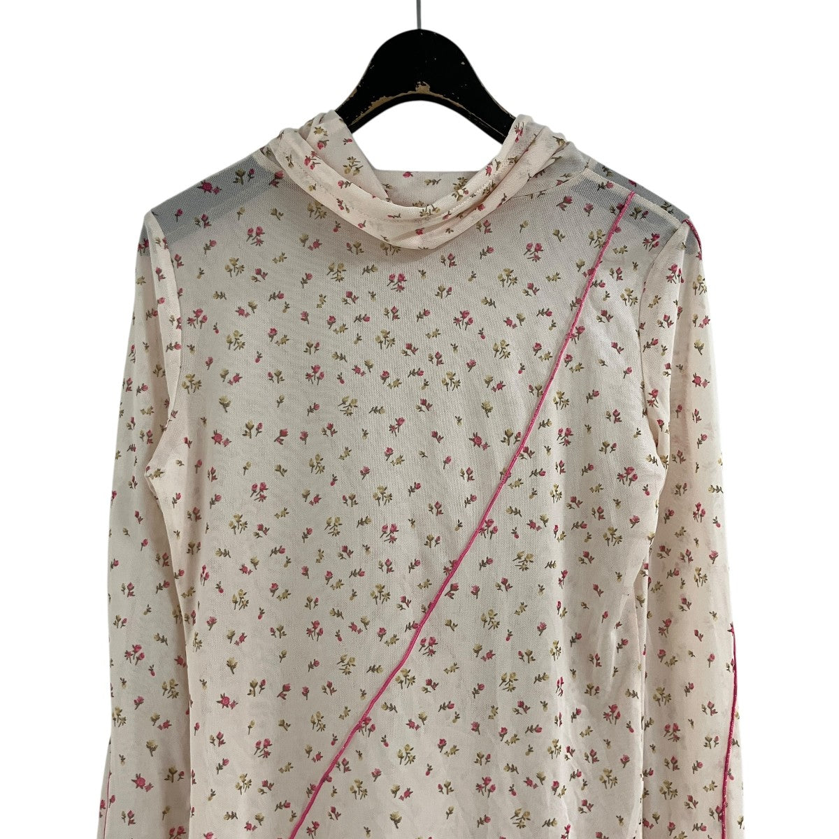 花柄シアーカットソー