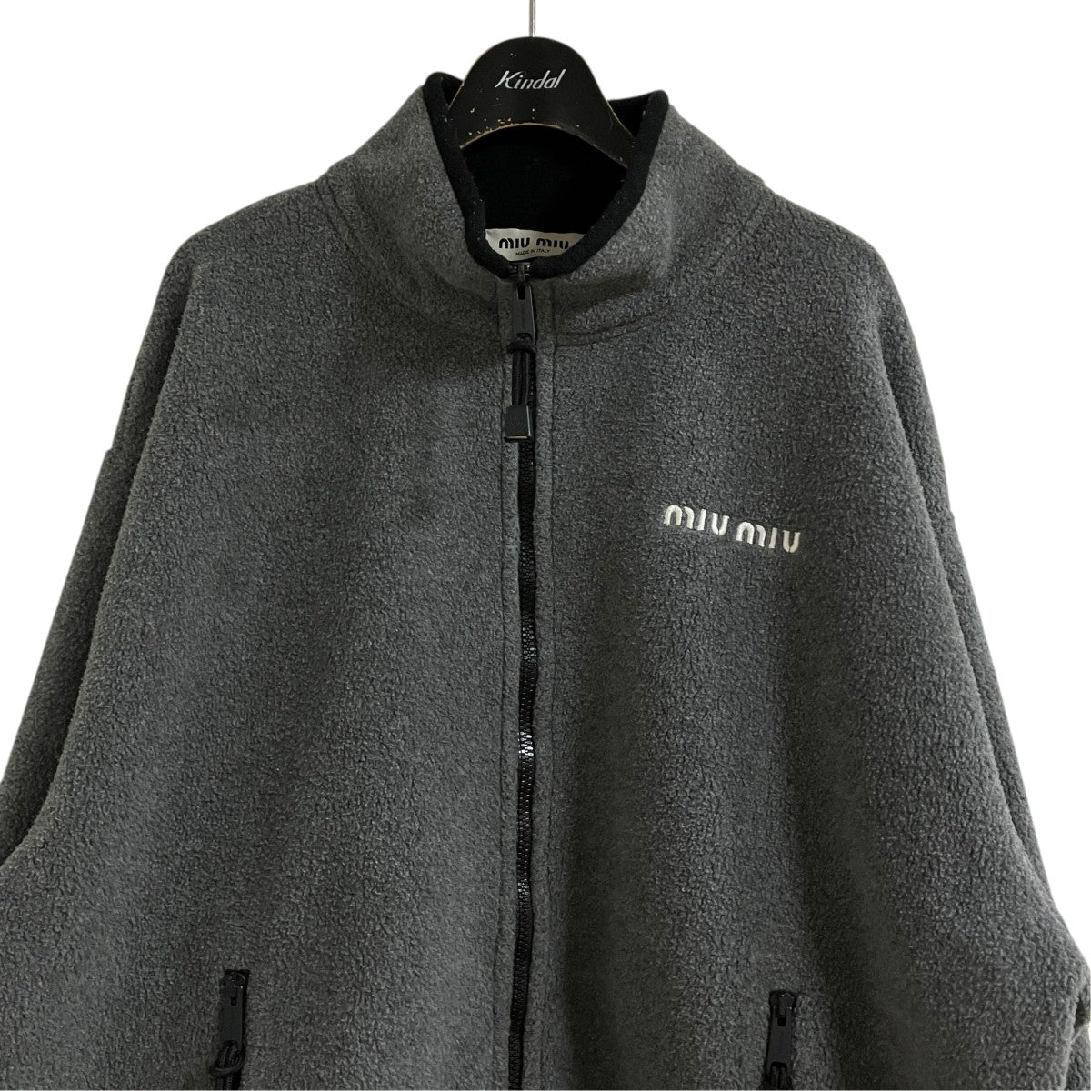 MIU MIU ロゴエンブロイダリーフリースジャケット 古着・中古-2枚目のアイテム画像