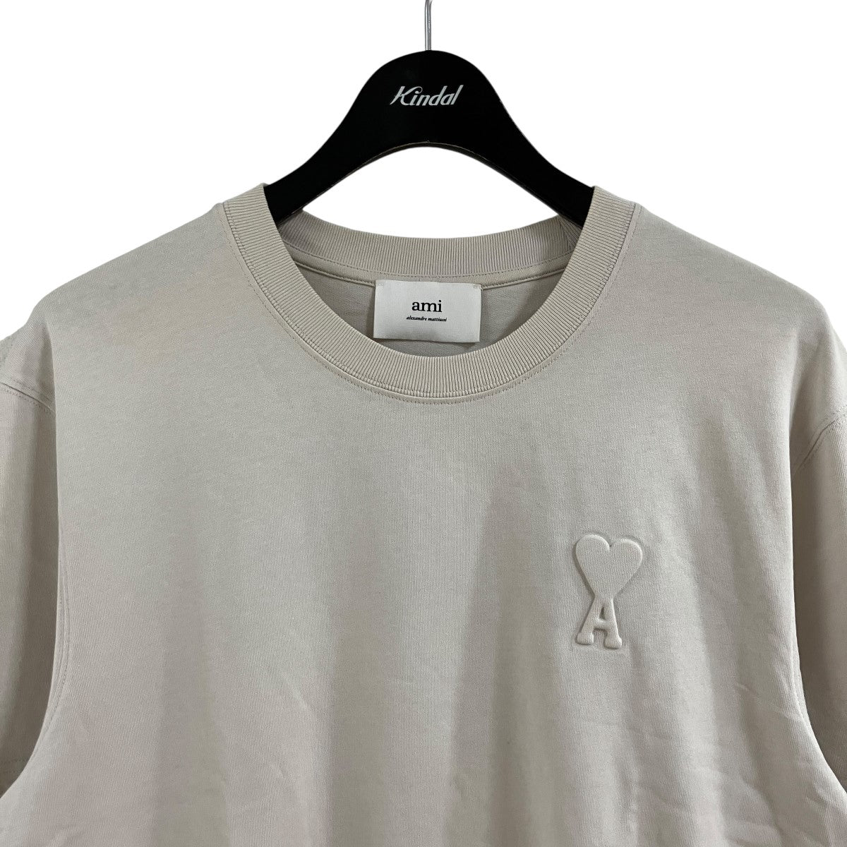ハートロゴエンボスTシャツ