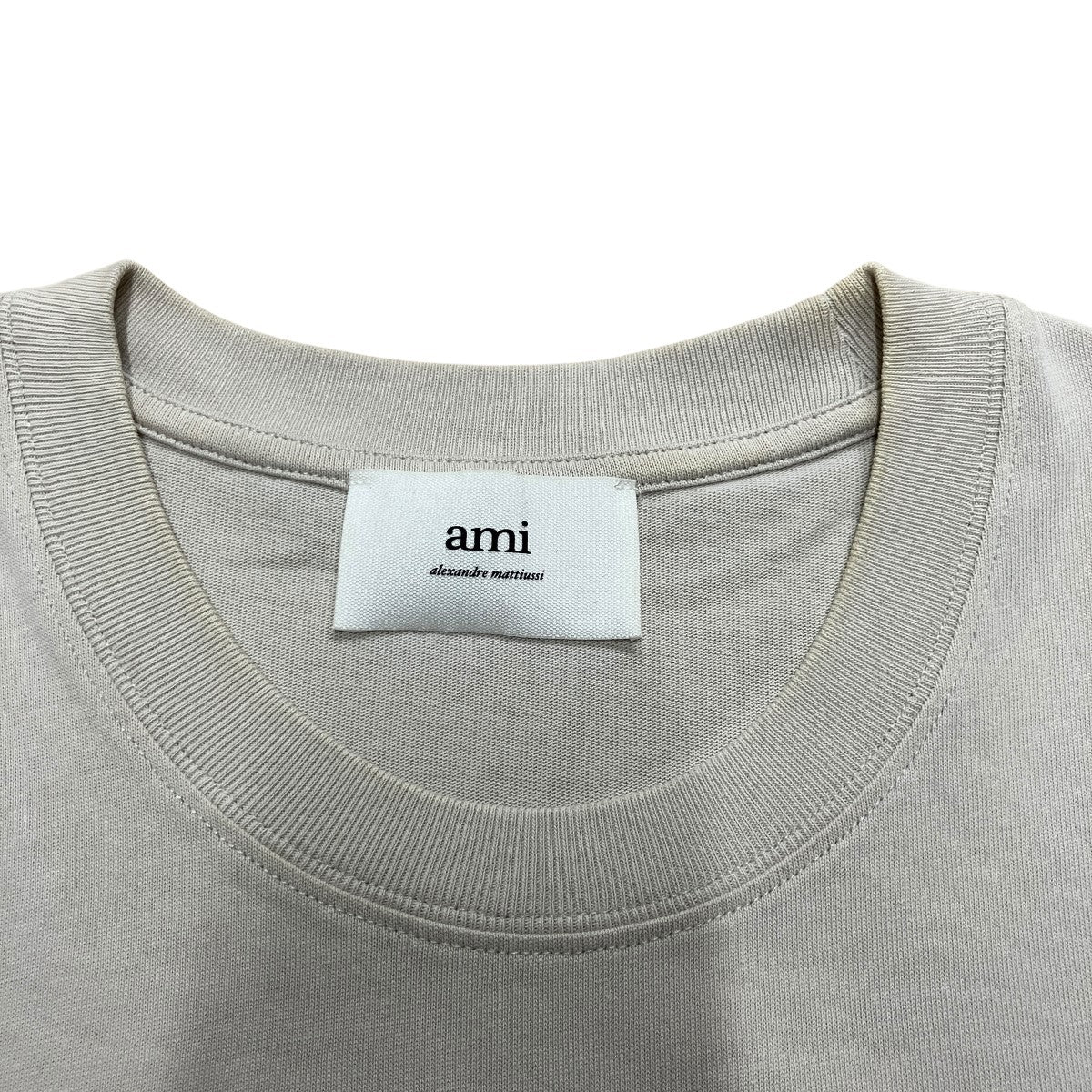 ハートロゴエンボスTシャツ