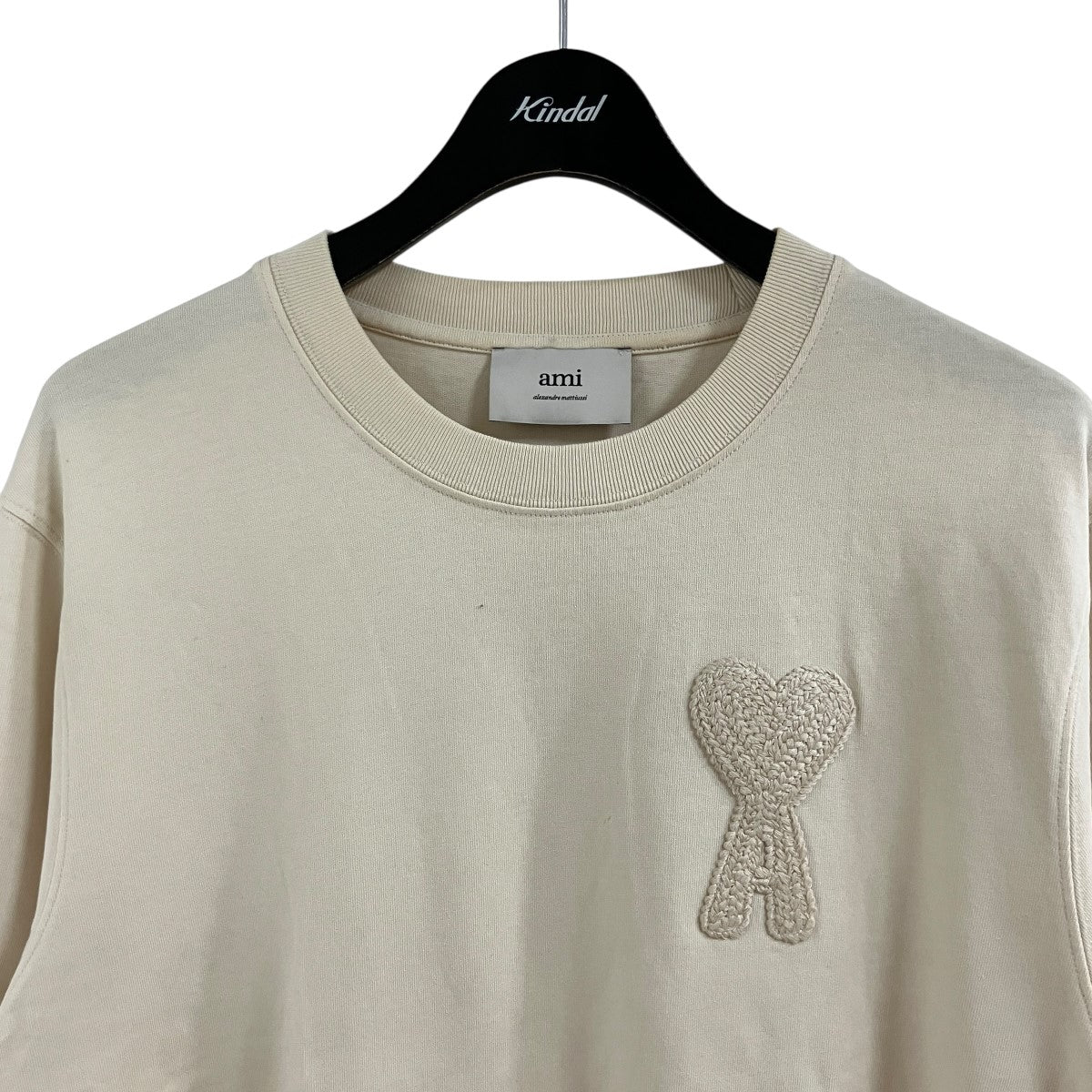 ハートロゴエンブロイダリーTシャツ