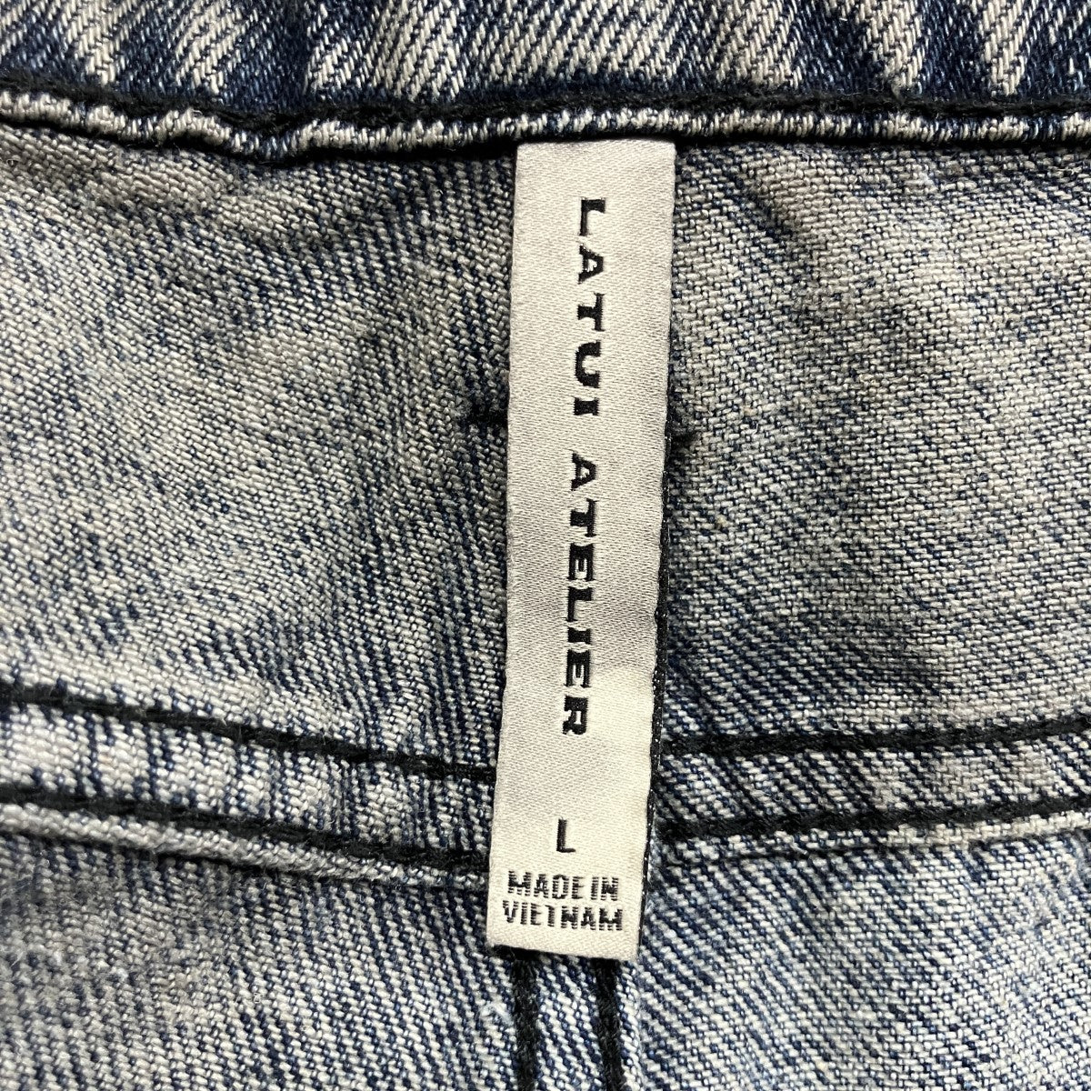 デニムパンツ