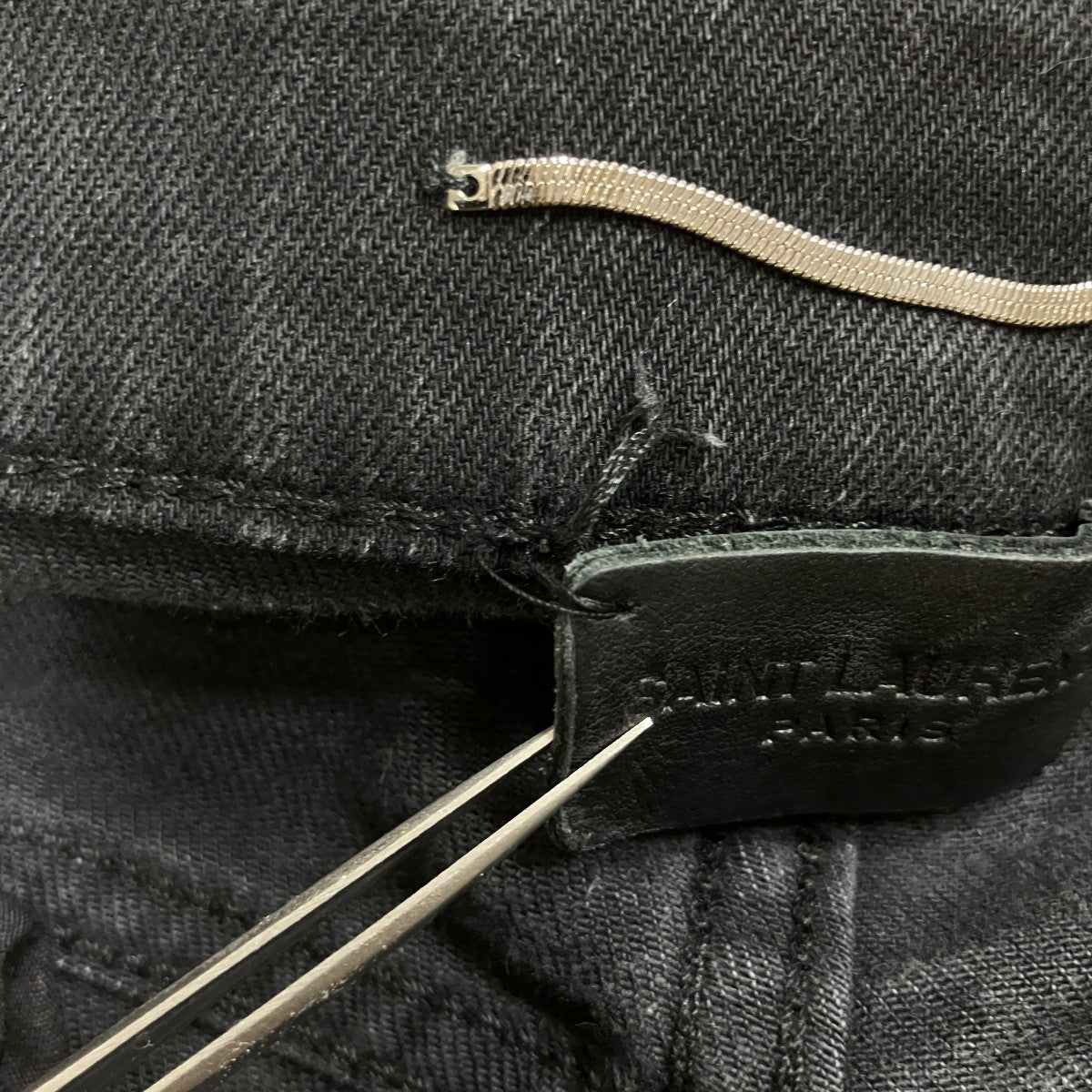 Saint Laurent Paris(サンローランパリ) スキニーデニムパンツ 622876