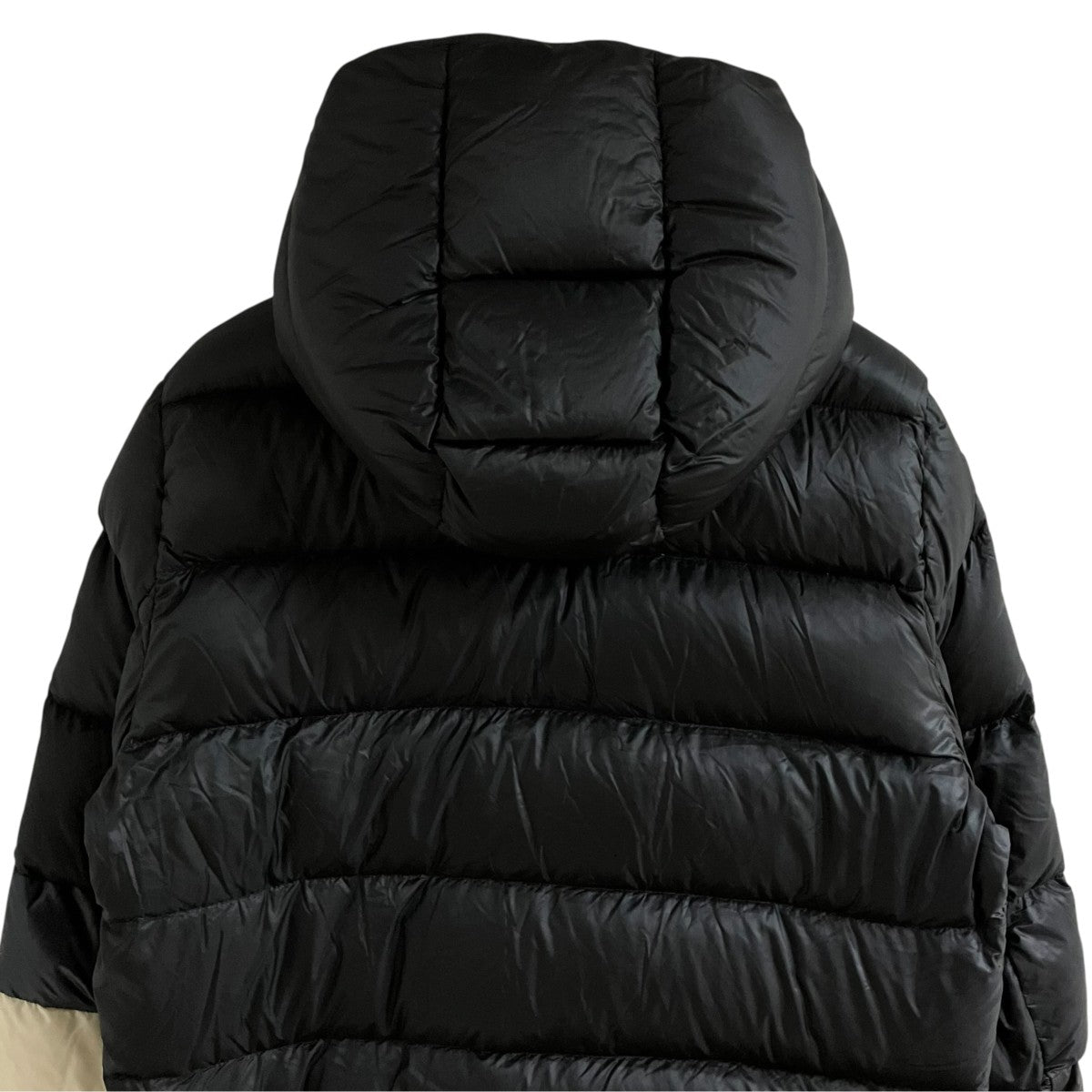 MONCLER(モンクレール) ダウンジャケット E20914135585 WILLM