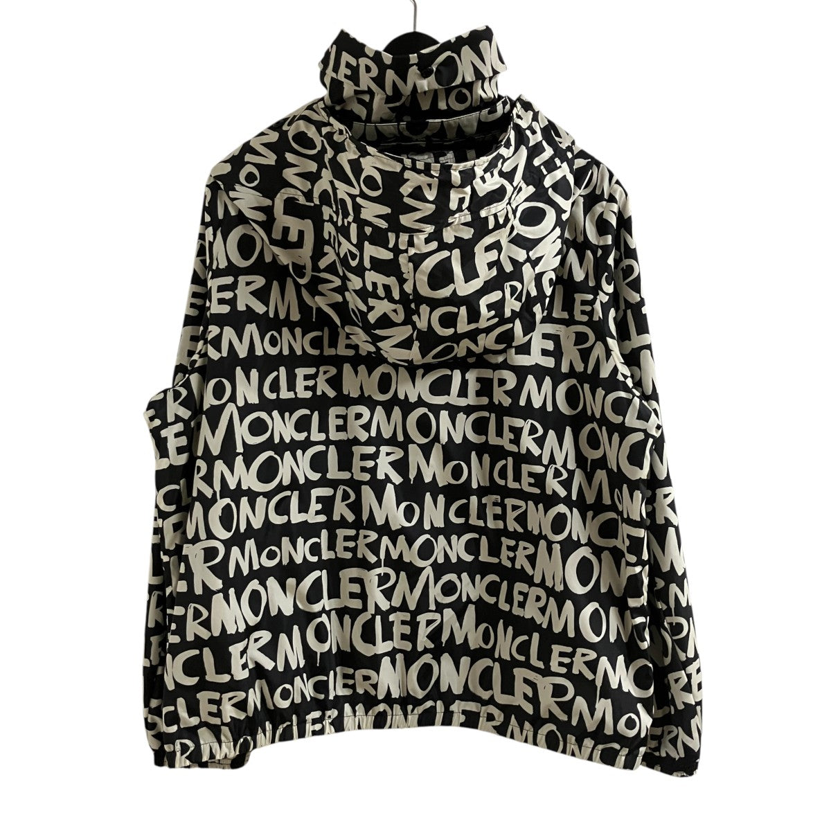 MONCLER(モンクレール) HANOI ロゴ総柄 ナイロンジップアップパーカー
