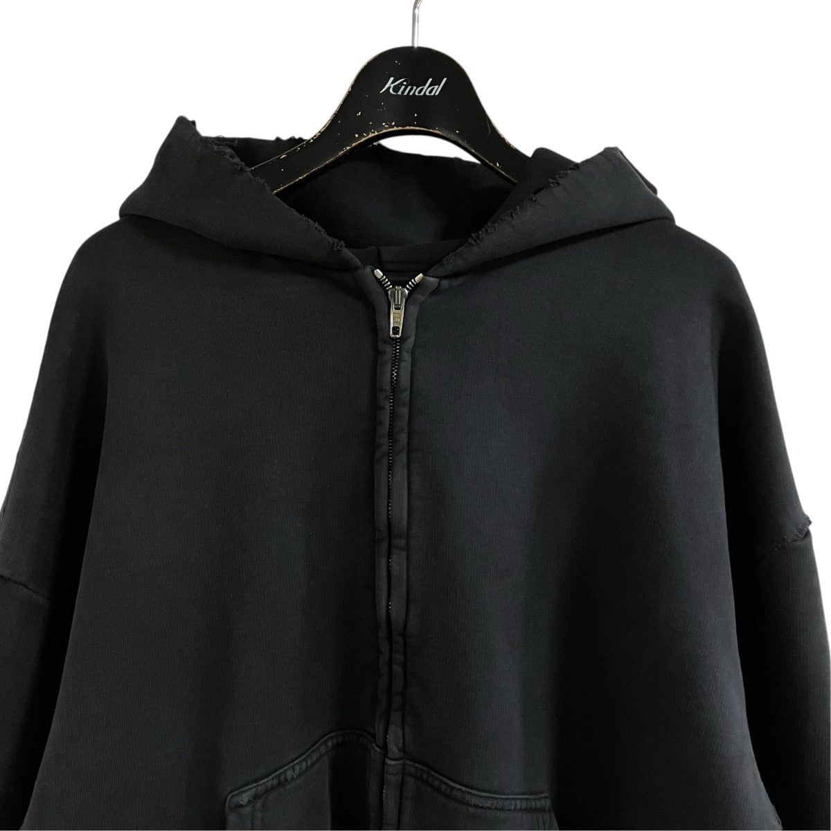 BALENCIAGA バックプリントジップパーカー 古着・中古-2枚目のアイテム画像