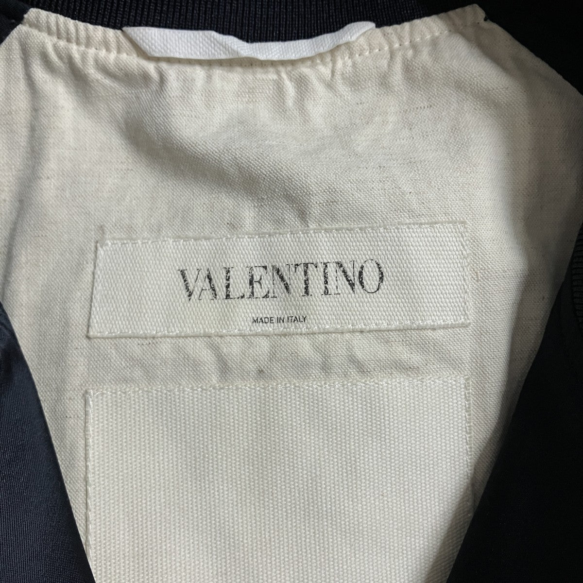 VALENTINO ロックスタッズボンバージャケット 古着・中古-5枚目のアイテム画像