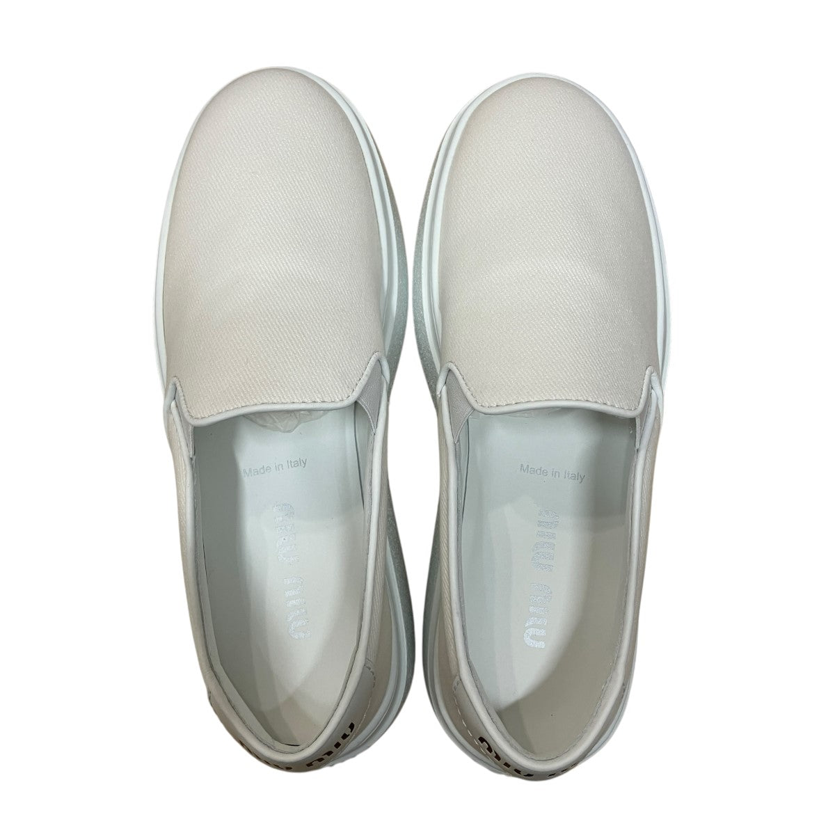 MIU MIU キャンバスロゴローカットスニーカー 古着・中古-6枚目のアイテム画像