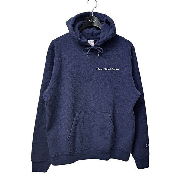 Champion×DOVER STREET MARKET 筆記体ロゴ刺繍バックプリントプル