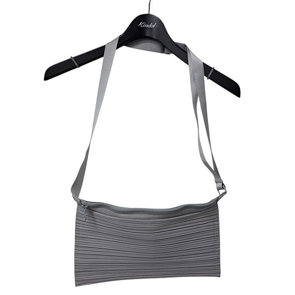 PLEATS PLEASE ISSEY MIYAKE(プリーツプリーズイッセイミヤケ