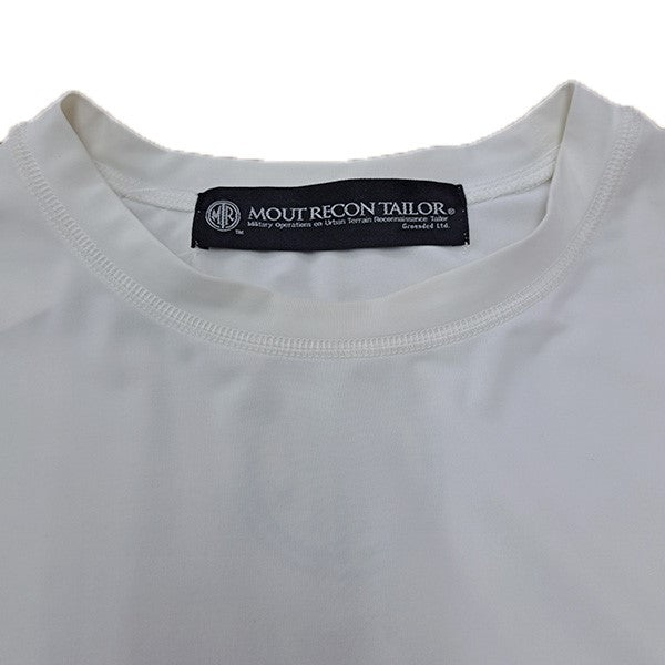 バックプリントTシャツ