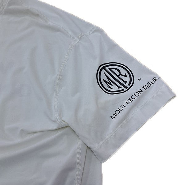 バックプリントTシャツ