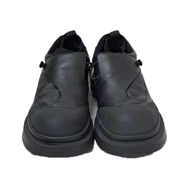 THE SVARTA Bootsレザースニーカー